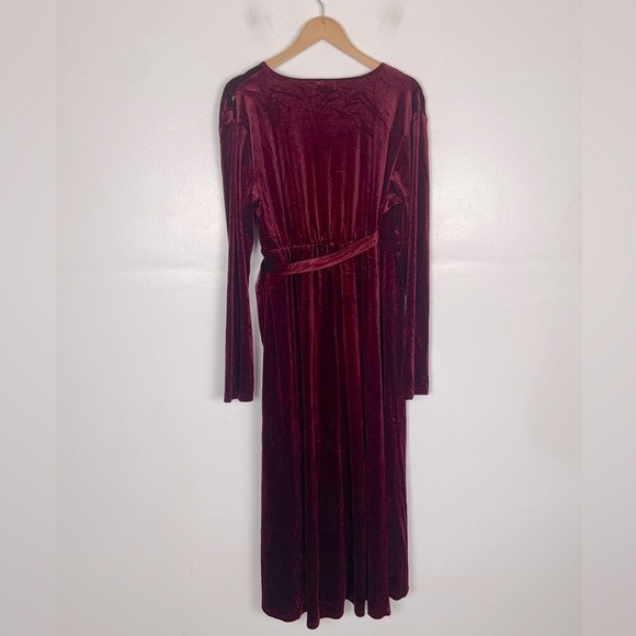 Zomva Wrap Velvet Maxi Dress Plus Size XL Color Burgundy Long Sleeve NWT - Picture 4 of 9